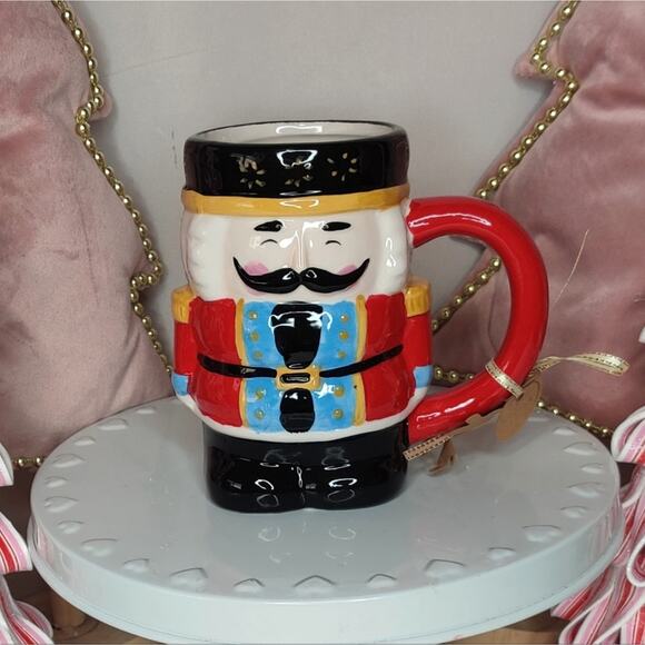 Holly‎ and Joy Red Nutcracker Soldier Figural Christmas Mug - Picture 3 of 10